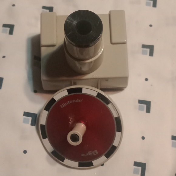 1985 Nintendo NES R.O.B. Rob the Robot Spinner Gyro Spinner - Picture 4 of 4